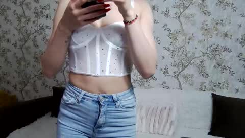 lilithmoonx_ online show from 03-15-26, 04:13