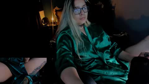 lilithmystic01 online show from 01-11-25, 08:54