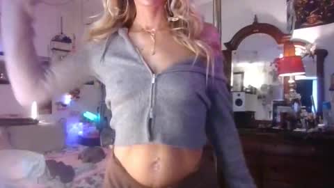 Lilithohfish online show from 01-15-26, 05:49