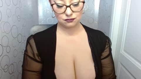 LILITHSERENDIPITY online show from 04-15-26, 05:36