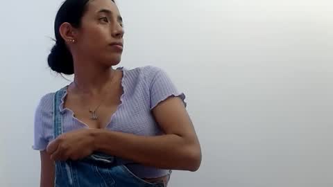 Snapshot of liliva18gina chatting on 09-27-25, 07:30 liliva18gina online show from 09-27-25, 07:30