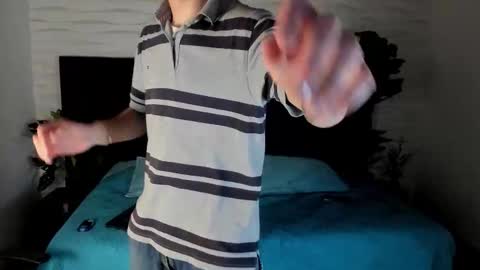 Snapshot of liljames_ chatting on 11-16-25, 08:14 Lil James online show from 11-16-25, 08:14