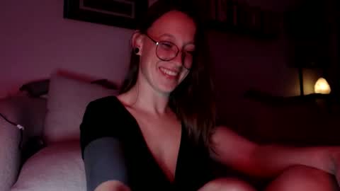 Jay  please help me reach 50 thumbs up online show from 02-01-26, 02:21