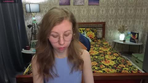 Snapshot of lill_mary chatting on 02-04-26, 01:33 Maria online show from 02-04-26, 01:33