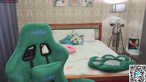 Snapshot of lill_mary chatting on 02-14-26, 03:03 Maria online show from 02-14-26, 03:03