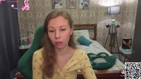 Snapshot of lill_mary chatting on 02-21-26, 04:13 Maria online show from 02-21-26, 04:13