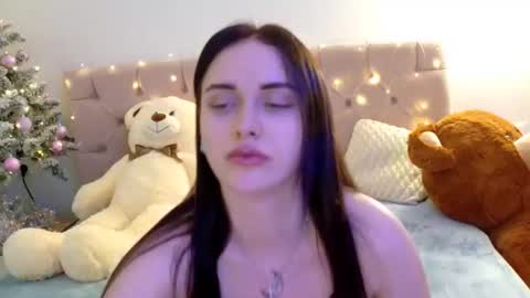 Snapshot of lilliana_moon chatting on 01-07-26, 11:01 lilliana_moon online show from 01-07-26, 11:01