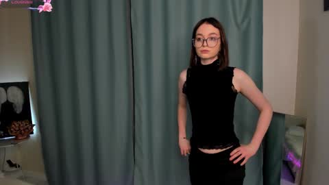 Lily online show from 02-06-26, 07:28