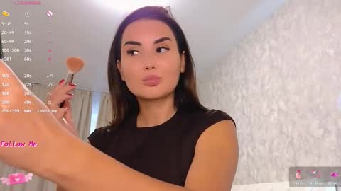 Snapshot of lilliasweety chatting on 11-11-25, 04:12 Lara Angel online show from 11-11-25, 04:12