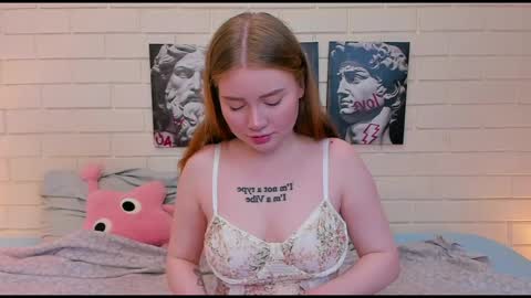 lillie_berry online show from 10-17-25, 04:59