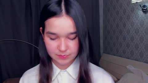 Celina Lillie online show from 12-13-25, 09:31