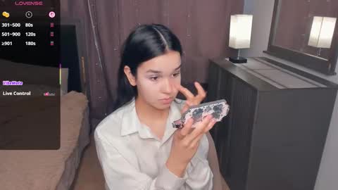 Celina Lillie online show from 02-12-26, 08:09