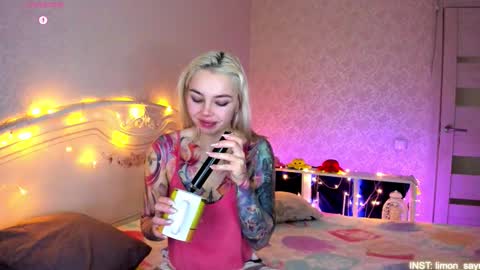 LilliMoore online show from 02-27-26, 11:16