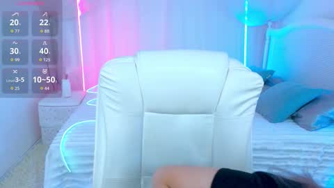 Lilly online show from 09-12-25, 11:54
