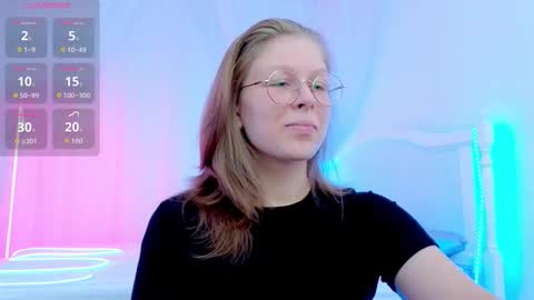 Lilly online show from 09-27-25, 01:16