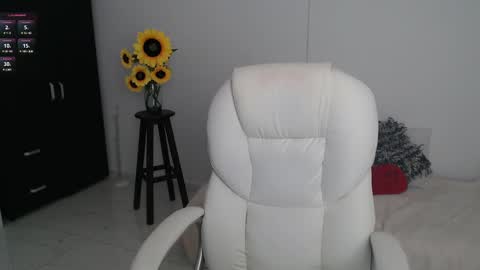 Lilly online show from 02-08-25, 12:49