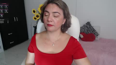 Lilly online show from 02-19-25, 01:39