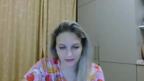 Snapshot of lillydaville chatting on 09-15-25, 08:42 lillydaville online show from 09-15-25, 08:42