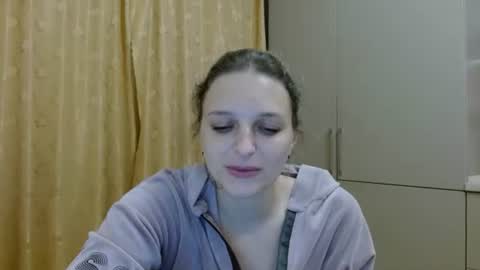 Snapshot of lillydaville chatting on 10-09-25, 10:19 lillydaville online show from 10-09-25, 10:19