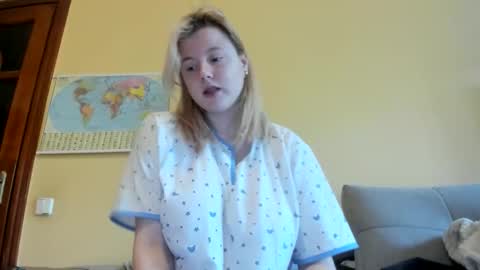 Lilly Depp online show from 10-23-25, 10:14