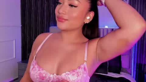 Lilly Ortiz online show from 02-22-25, 03:23