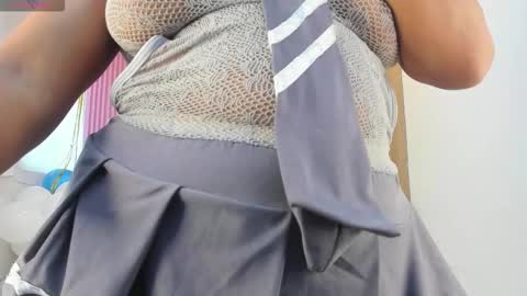 lillyy16 online show from 10-07-25, 11:07