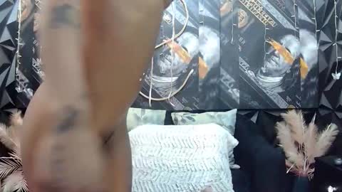 Snapshot of lilmissbaddiexxx chatting on 09-24-25, 08:01 lilmissbaddiexxx online show from 09-24-25, 08:01