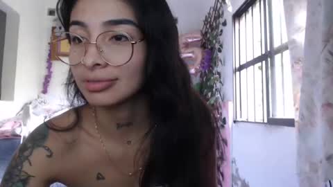 lil palacio online show from 12-13-24, 08:04