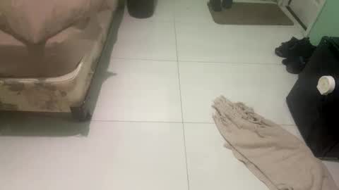 Snapshot of lilpapifla chatting on 10-06-25, 01:58 Lilbrownboy online show from 10-06-25, 01:58