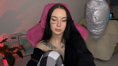 Snapshot of lilpresident chatting on 12-14-24, 06:52 lilpresident online show from 12-14-24, 06:52