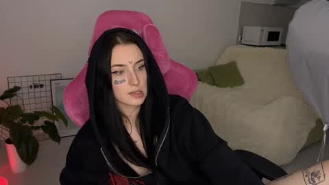 Snapshot of lilpresident chatting on 12-15-24, 01:13 lilpresident online show from 12-15-24, 01:13