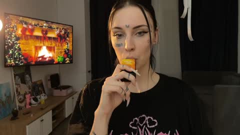 Snapshot of lilpresident chatting on 01-01-25, 11:40 lilpresident online show from 01-01-25, 11:40