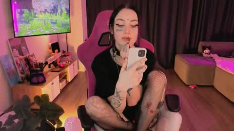 Snapshot of lilpresident chatting on 10-03-25, 01:13 lilpresident online show from 10-03-25, 01:13