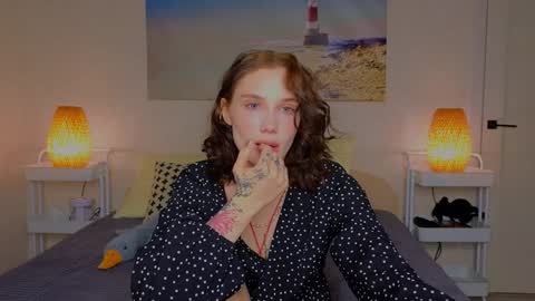 Snapshot of lilpupsonish chatting on 01-24-25, 06:56 Jesse and Grace online show from 01-24-25, 06:56