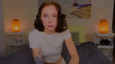 Snapshot of lilpupsonish chatting on 02-08-25, 05:39 Jesse and Grace online show from 02-08-25, 05:39