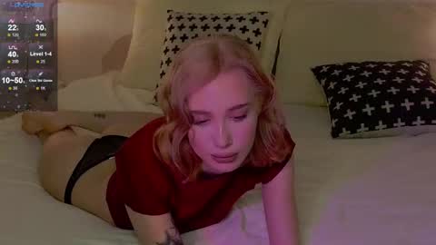 Snapshot of lilpupsonish chatting on 03-08-25, 11:07 Jesse and Grace online show from 03-08-25, 11:07