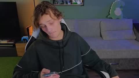 lilteddyboy online show from 10-14-25, 03:02