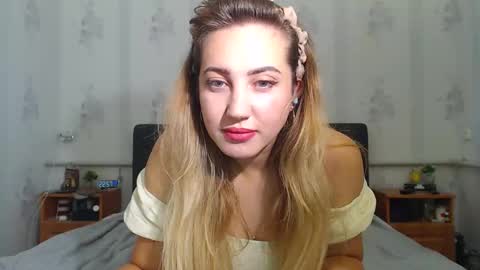 lilu_cute25 online show from 10-14-25, 07:58