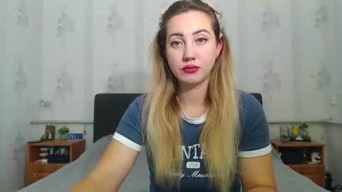 lilu_cute25 online show from 10-27-25, 09:52