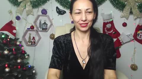 lilugrants online show from 12-19-24, 03:40
