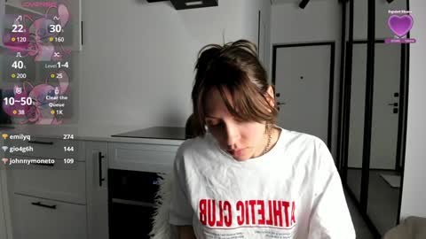 LILY online show from 01-23-25, 07:54