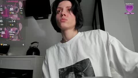 LILY online show from 02-23-25, 06:56