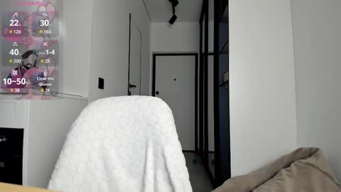 LILY online show from 03-07-25, 06:35