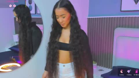  lily  online show from 10-26-25, 05:02