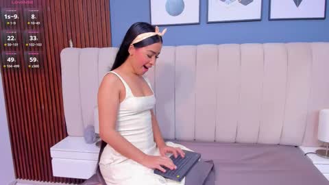  lily  online show from 11-14-25, 03:27