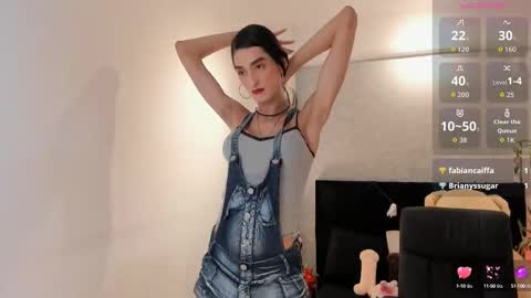 lily_cash1 online show from 10-08-25, 08:28