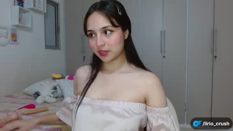 Lirio         online show from 01-12-25, 08:36