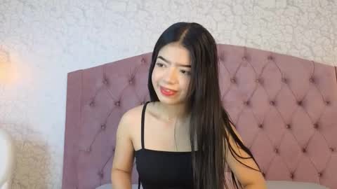 Eva online show from 09-19-25, 11:22