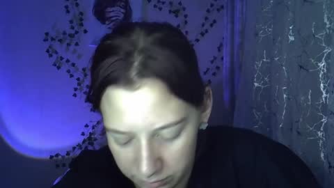 lily_ember online show from 11-02-25, 06:21