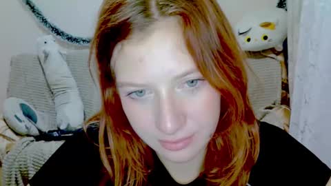 lily_ember online show from 12-17-25, 06:58